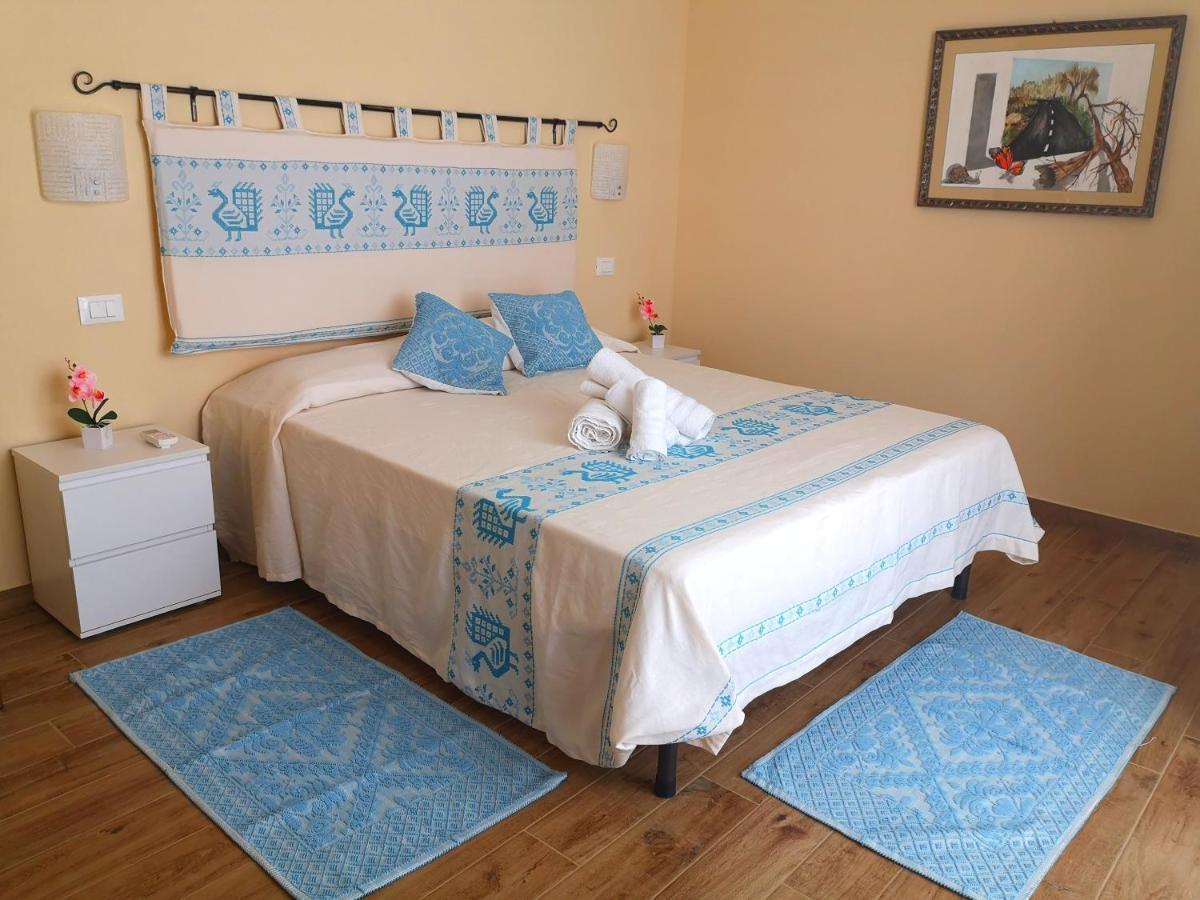Hotel Le Orchidee Bosa Zewnętrze zdjęcie